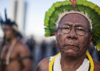 করোনায় মৃত্যু আমাজনের রক্ষাকর্তা পাউলিনহো পাইয়াকান!