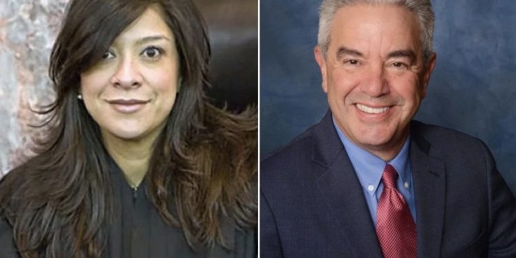 যুক্তরাষ্ট্রের নিউজার্সিতে নারী বিচারকের বাড়িতে ঢুকে গুলি,