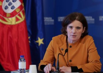 পর্তুগালের কর্মজীবীরা কোভিড-১৯ অসুস্থতার জন্য ১০০% বেতন পাবেন