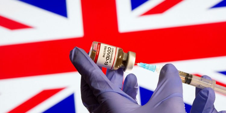 করোনায় মৃত্যুতে ইউরোপের  শীর্ষে যুক্তরাজ্য সর্বমোট মৃত্যু ছাড়ালো ৫০ হাজারেরও বেশি