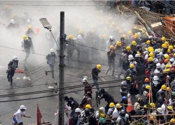 মিয়ানমারে বিক্ষোভে  গুলিতে আরও ৯ জন নিহত