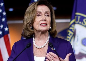 চীনের সতর্ক বার্তা উপেক্ষা করে তাইওয়ান সফরে পেলোসি