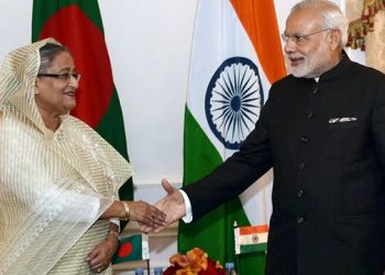 চারদিনের রাষ্ট্রীয় সফরে ভারত গেলেন প্রধানমন্ত্রী