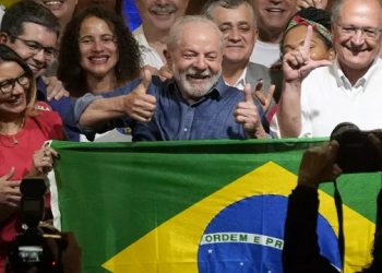 ব্রাজিল নির্বাচনে হারলেন বলসোনারো, প্রেসিডেন্ট হচ্ছেন লুলা