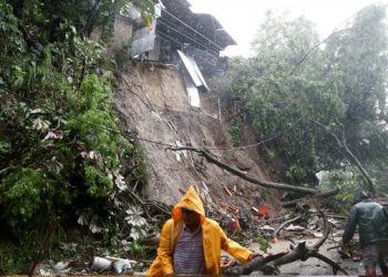 মধ্য আমেরিকায় হারিকেন জুলিয়ার তাণ্ডবে ২৮ জনের প্রাণহানি