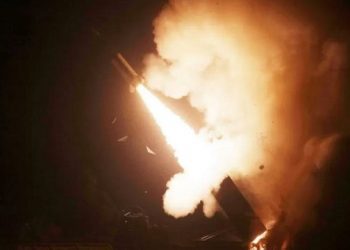 ইউক্রেনে রাশিয়ার শতাধিক ক্ষেপণাস্ত্র হামলা