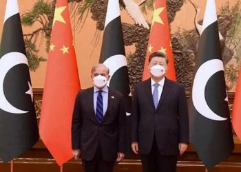 পাকিস্তানকে ৭০ কোটি ডলার সহায়তা দিল চীন