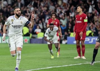 আবার হারল লিভারপুল, বেনজেমার গোলে শেষ আটে রিয়াল