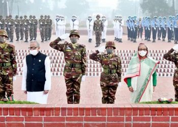 স্বাধীনতা দিবসে স্মৃতিসৌধে রাষ্ট্রপতি-প্রধানমন্ত্রীর শ্রদ্ধা