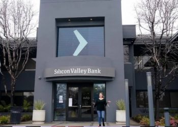 মাত্র ১২৭ টাকায় সিলিকন ভ্যালি ব্যাংকের ব্রিটেন শাখা বিক্রি