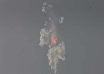 উৎক্ষেপণের পরেই বিস্ফোরিত বিশ্বের বৃহত্তম রকেট