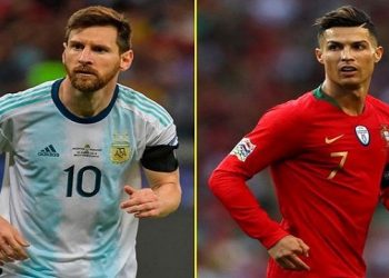 ১০৩ ম্যাচ কম খেলে রোনালদোকে ছাড়িয়ে গেলেন মেসি