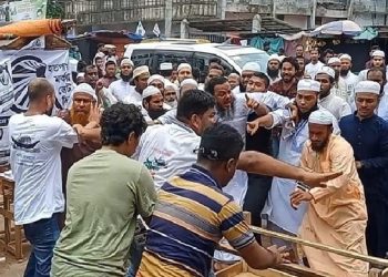 ভোটকেন্দ্রে হাতপাখার প্রার্থীর ওপর হামলার অভিযোগ