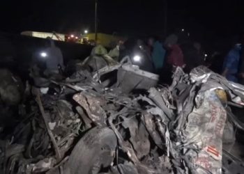 আফ্রিকার কেনিয়ায় পথচারীদের ওপর উঠে গেল ট্রাক, নিহত ৪৮