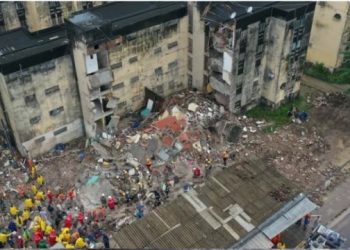 ব্রাজিলে ভবন ধস, নিহত ১১