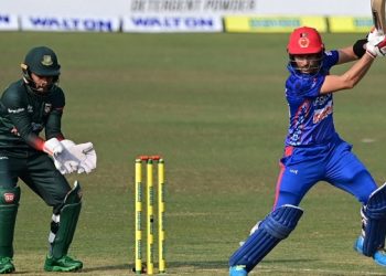 গুরবাজের ফিফটি, উইকেটের খোঁজে বাংলাদেশ