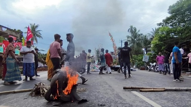 পশ্চিমবঙ্গে পঞ্চায়েত ভোটে সহিংসতায় নিহত ১১